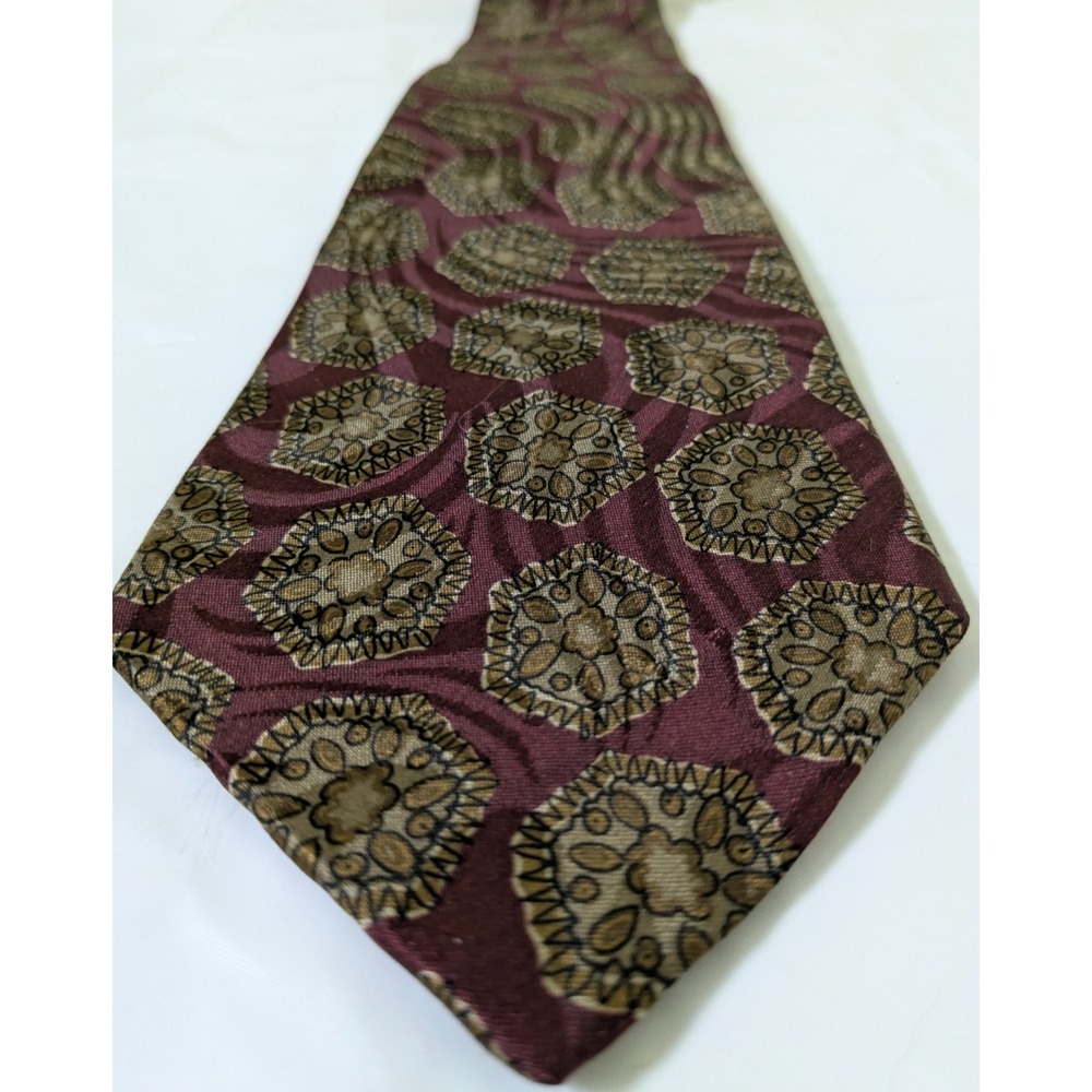 MARSHALL FIELDS New Traditions Italian Silk Tie Red/Gold Geometric 56x3.75